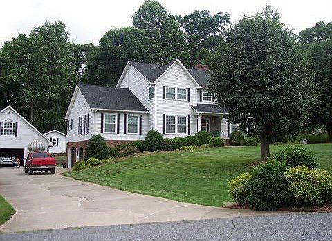 1st image of 138 Boulder Dr