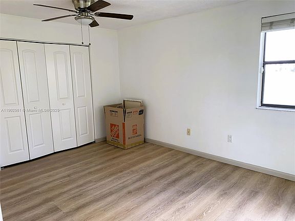 2nd image of 1051 Jefferson Dr #10511051K