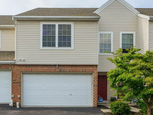 2312 Slater Hill Ln E #62, York, PA 17406