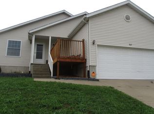 707 S Lantern Rdg, Nixa, MO 65714