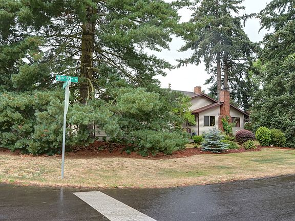 5th image of 9210 SE Northgate Ave