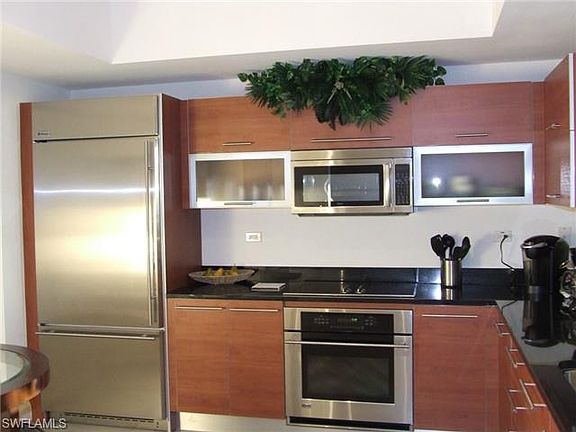 2nd image of 3000 Oasis Grand Blvd APT 601