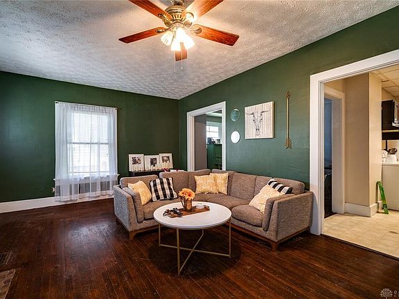 4th image of 1304 Carlisle Ave