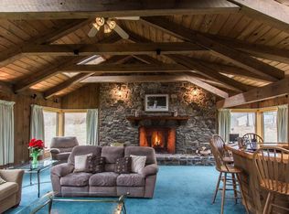 7 Curry Dr, Newtown, CT 06470