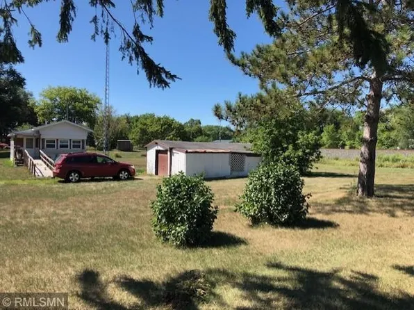 421 South St, South Haven, MN 55382