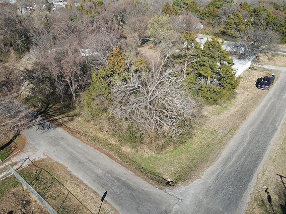 3rd image of Lots 536 & 537 Choctaw Dr