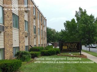 1034 SW Mulvane St APT 4, Topeka, KS 66604