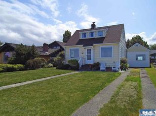 524 W 3rd St, Port Angeles, WA 98362