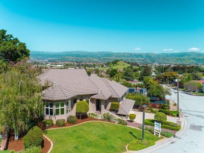 1055 W Dunne Ave, Morgan Hill, CA, 95037