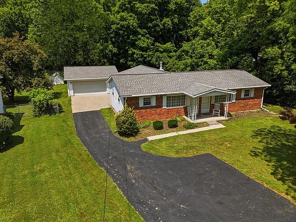 5th image of 1701 Marietta Rd