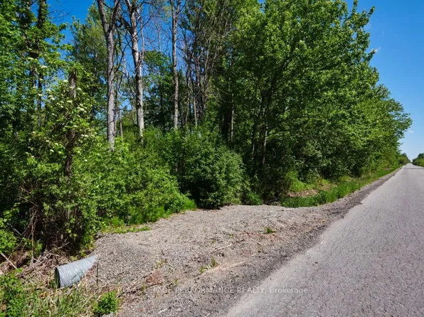 3255 Paden Rd, Ottawa, ON K0A 2T0