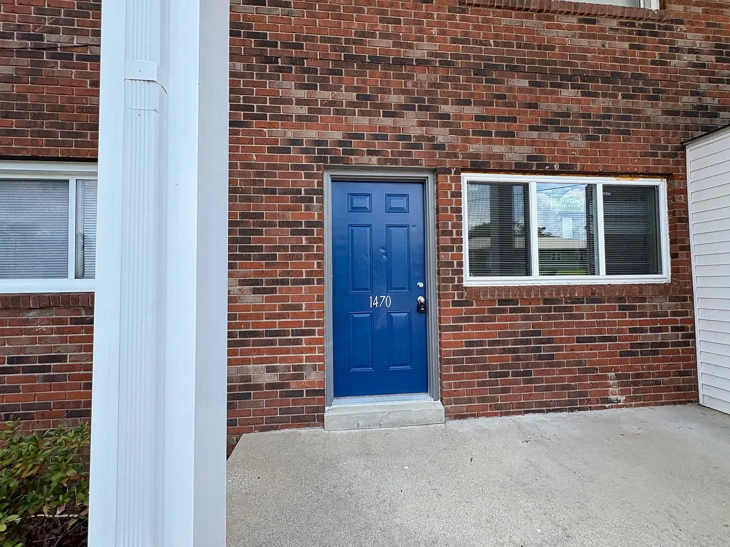 Court Road — Photo 2