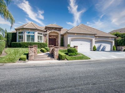 10746 N Falcon Faire Dr, Fresno, CA, 93730