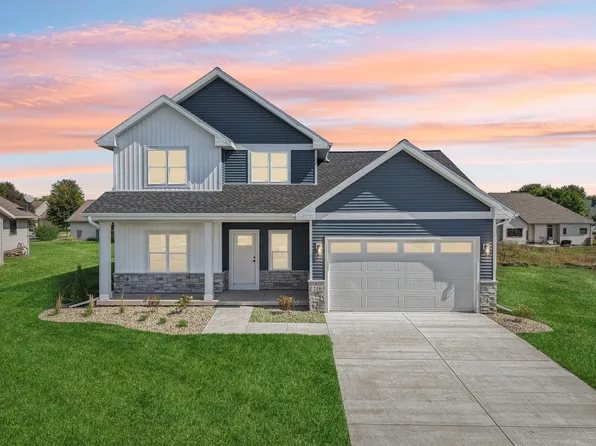 216 Cardinal Ln, Sauk City, WI 53583