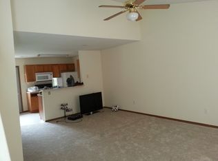 4300 Derby Ridge Dr, Columbia, MO 65202