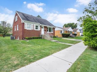 9035 26th Pl, Brookfield, IL 60513