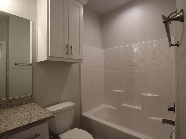 727 Freedom Way — Photo 17