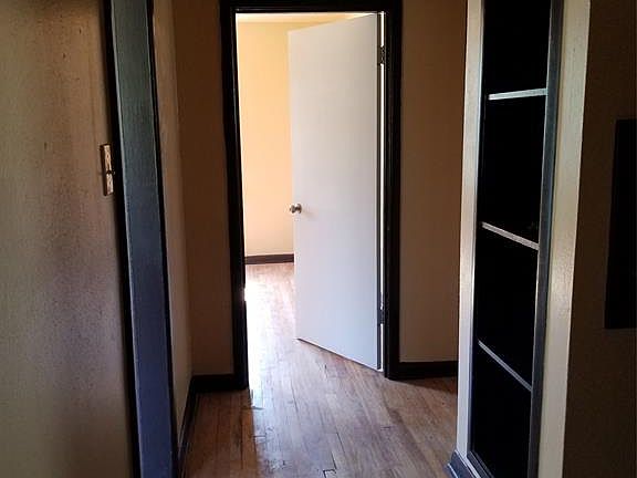 4th image of 5216 McConnell Dr