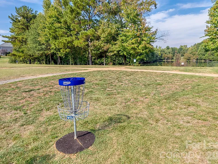 1668 Beleek Ridge Ln — Photo 36