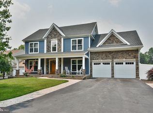 7 Monach Ct, Langhorne, PA 19047