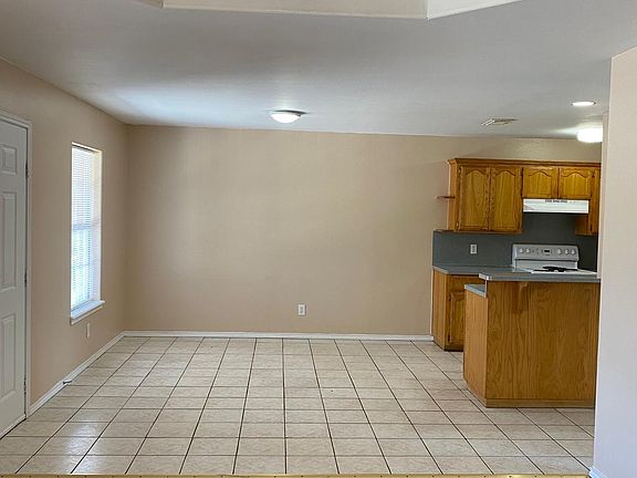 3rd image of 2300 N 13th St APT 20