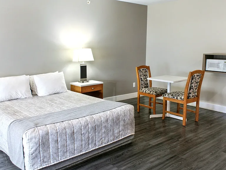 8120 Sparrow Cres #201 — Photo 9