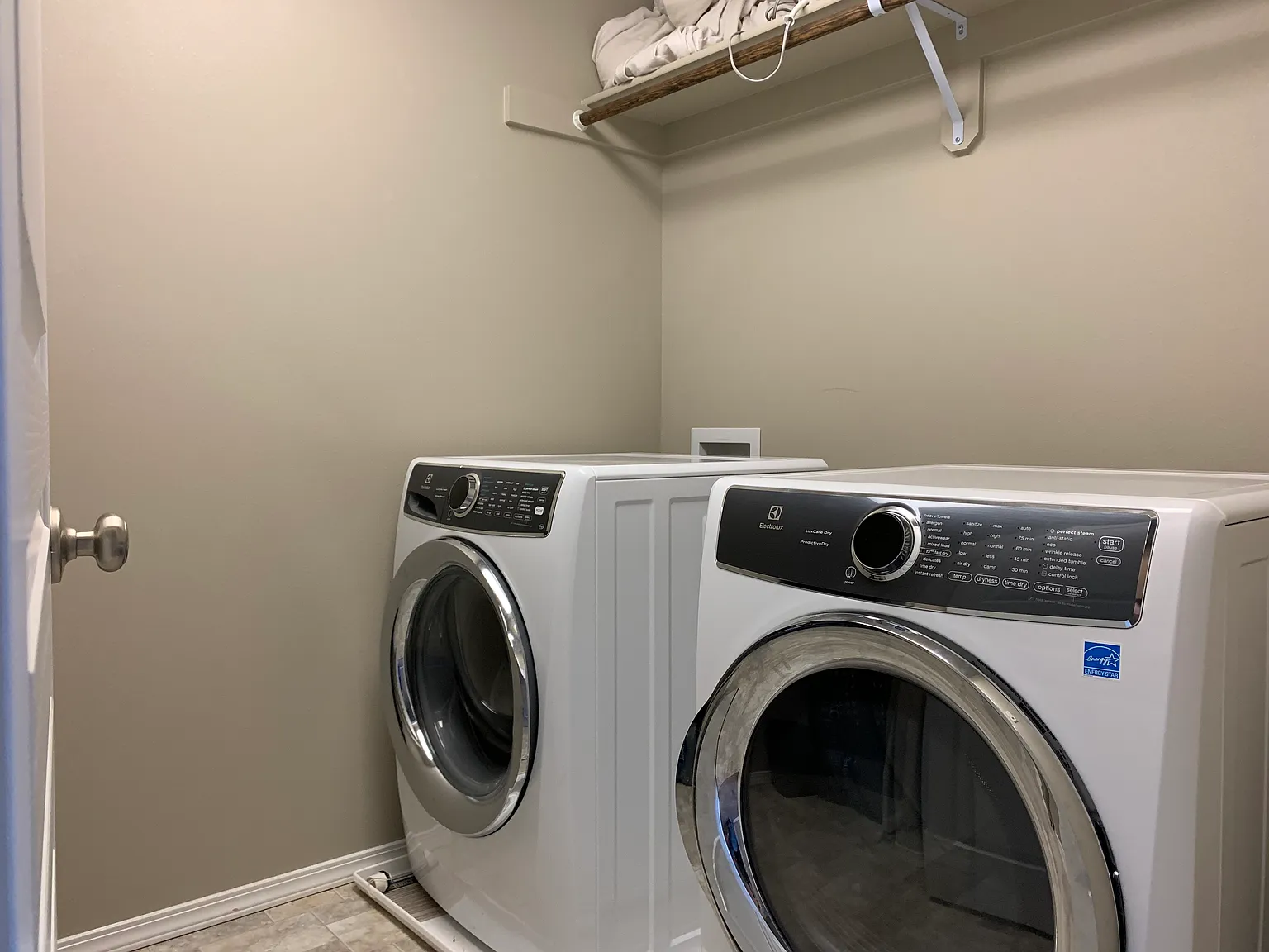 21162 Darnel Ave — Photo 4