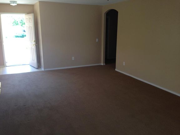 3rd image of 4908 Nardini Ave