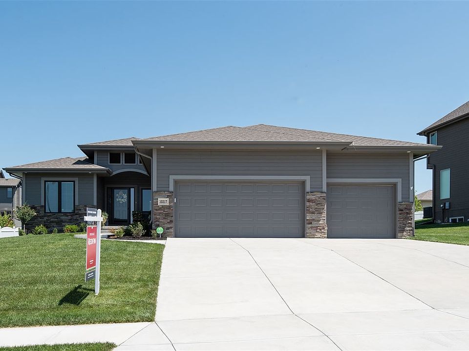 1st image of 10317 S 124th Ave