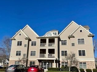 1068 Victoria St APT C11, New Bedford, MA 02745