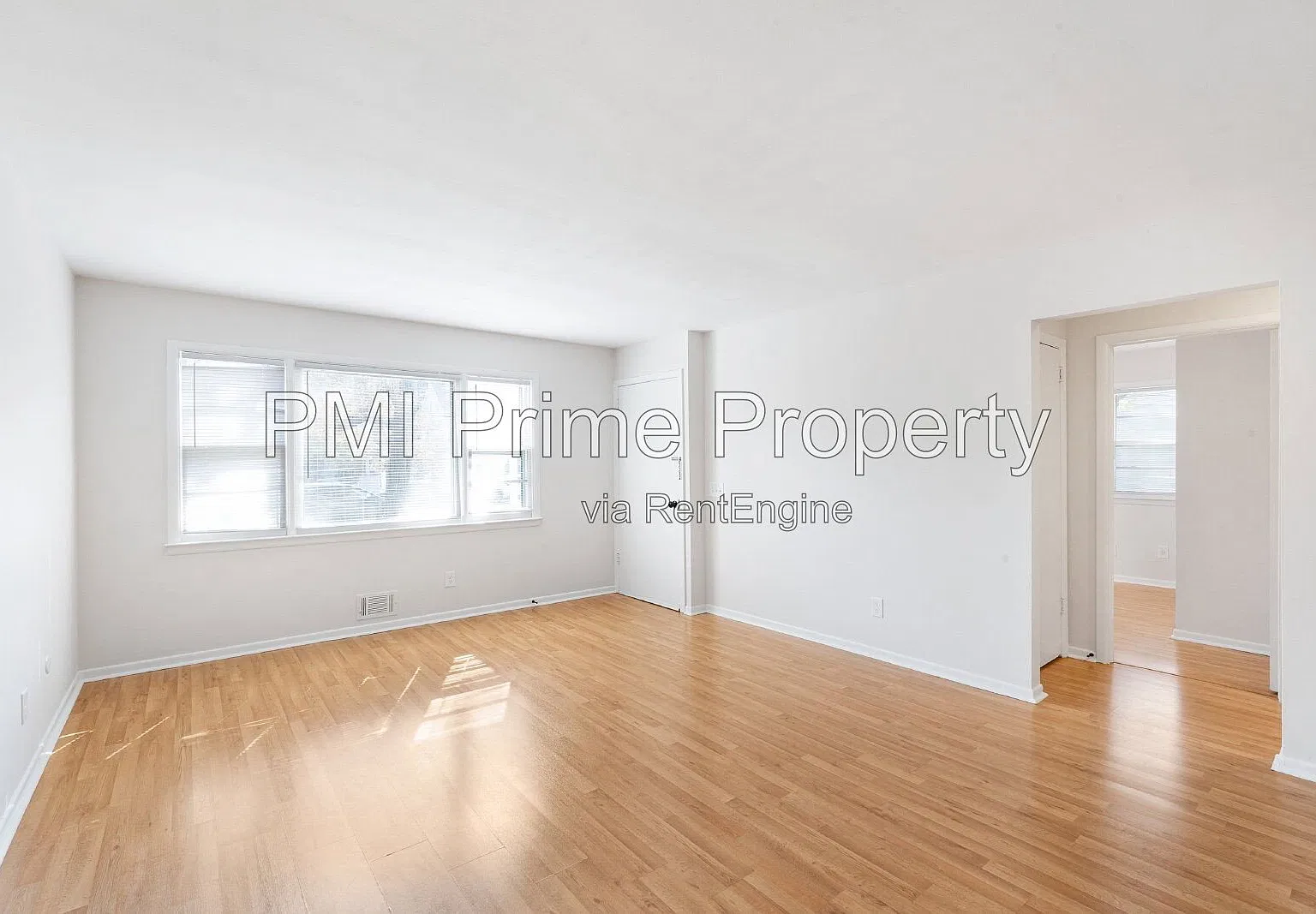 2 bed, 1.0 bath, $2,600 — Photo 2