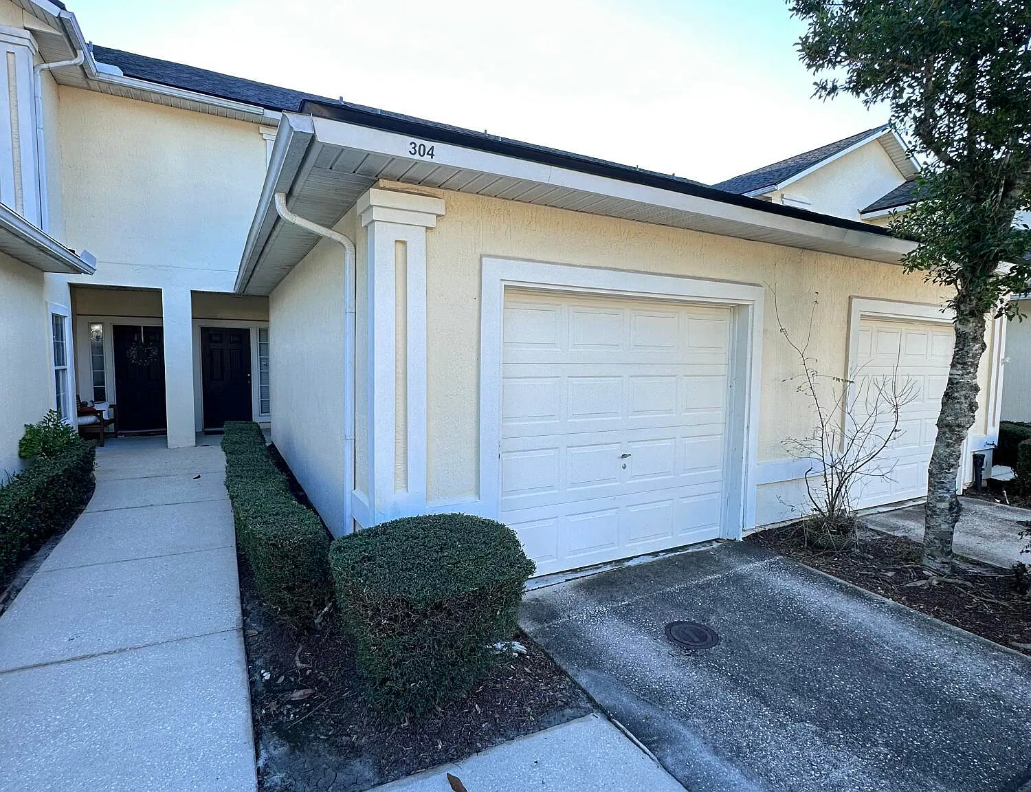 2 bed, 2.5 bath, 1222 sqft, $1,850 — Photo 1