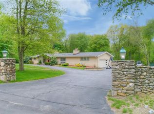 1279 Daniels Farm Rd, Trumbull, CT 06611