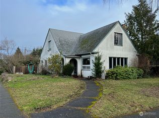 1303 N Cedar St, Tacoma, WA