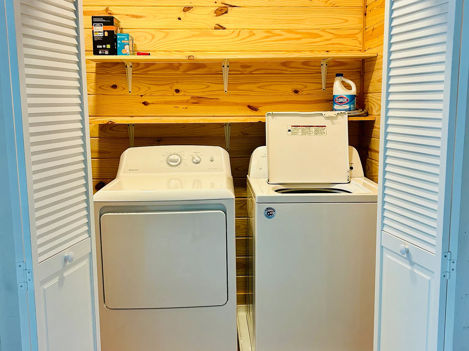 2 bed, 1100 sqft, $1,700 — Photo 3