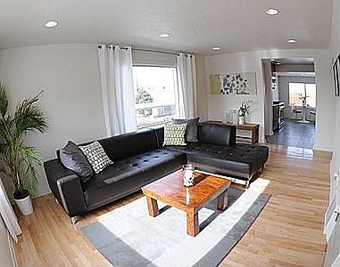 2nd image of 2573 Wilmington Ave