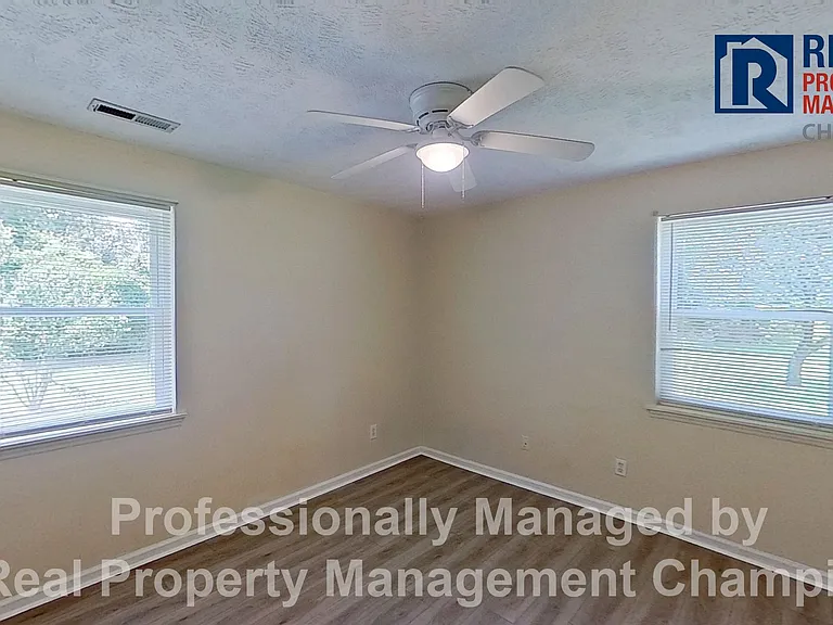 237 Bountiful Ln — Photo 12