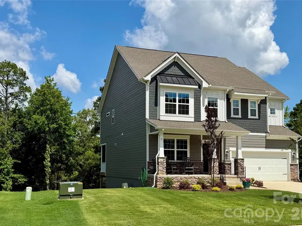 199 Hamptons Cove Rd, Troutman, NC 28166
