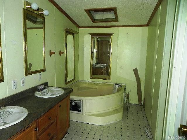 2nd image of 6695 Ball Rd