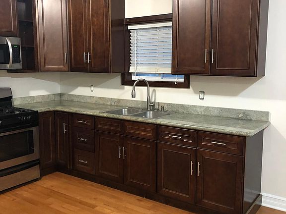 4th image of 282 Jersey St APT 2