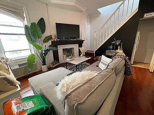 1st image of 399 E 78th St APT 6A