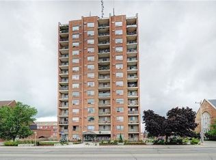 64 Benton St #801, Kitchener, ON N2G 4L9