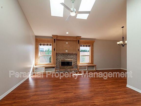 2nd image of 1609 SE 158th Ave