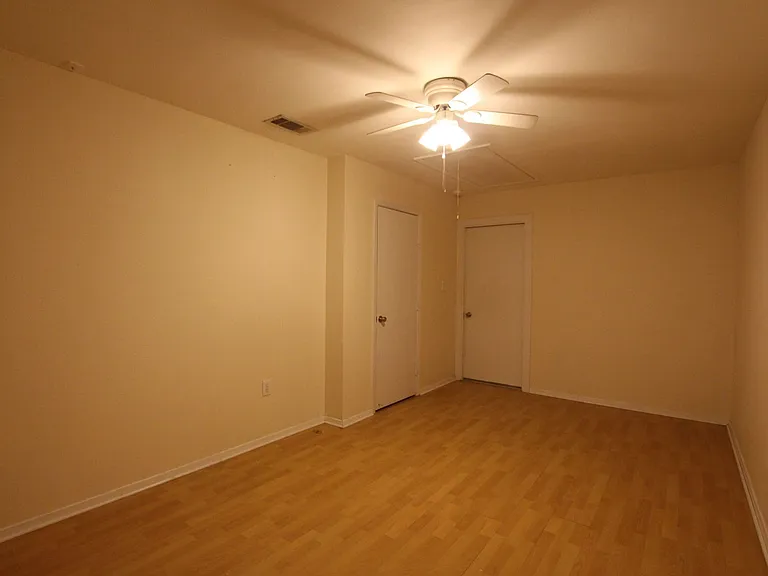 408 Redbud Cir — Photo 15