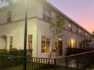 4616 Tara Cove Way, West Palm Beach, FL 33417