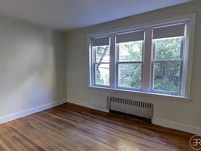 1572 Beacon St #1 — Photo 13