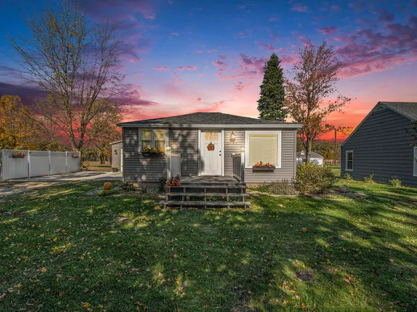 2081 142nd Ave, Dorr, MI 49323