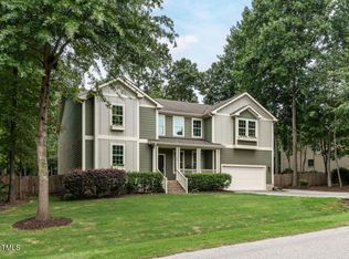 121 Inwood Forest Dr, Raleigh, NC 27603