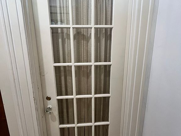 2nd image of 30 Coram St #2