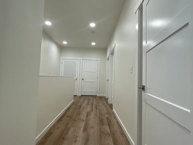 2511 N Hamilton St #3 — Photo 7